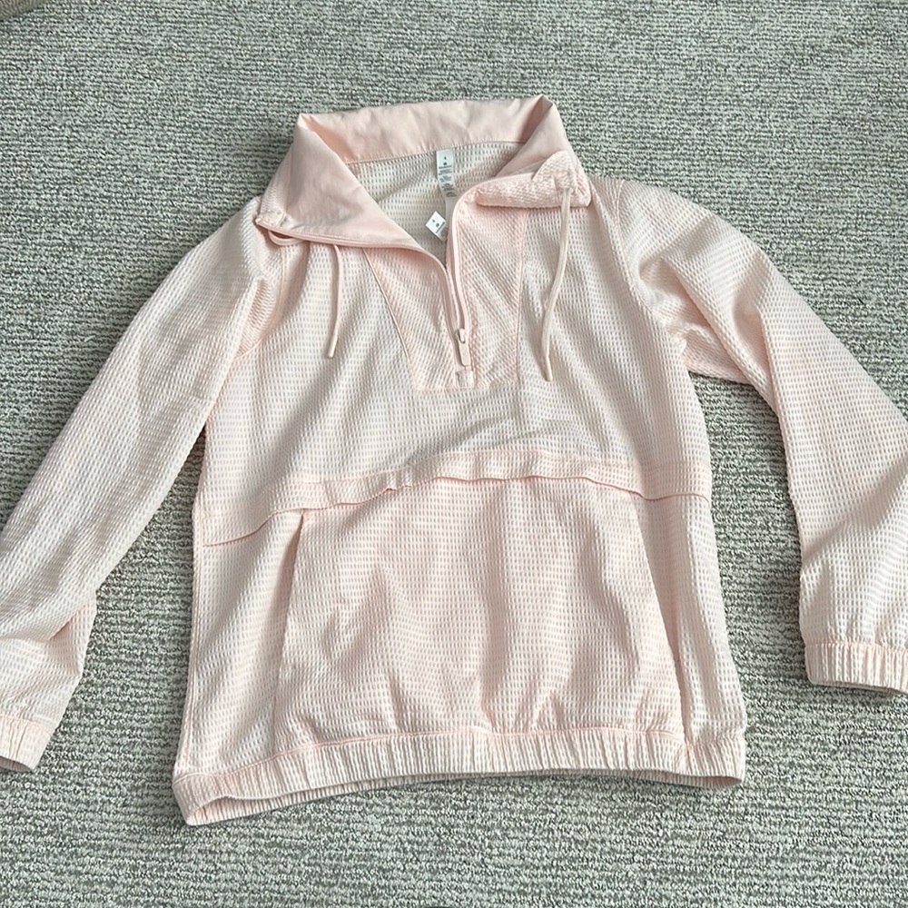 Lightweight Lululemon quarter zip